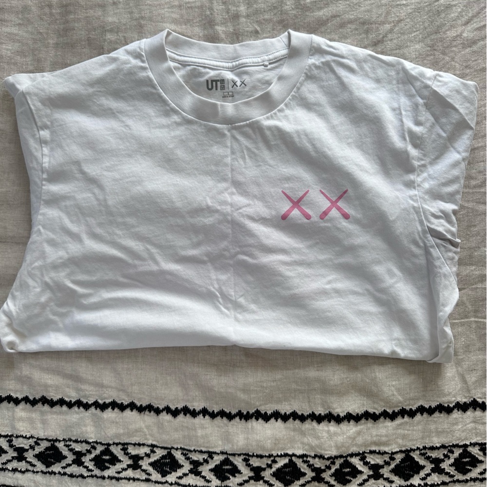 KAWS x Uniqlo UT Short Sleeve Graphic Tee: size s. Worn once.
